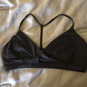 Black lululemon sports bra